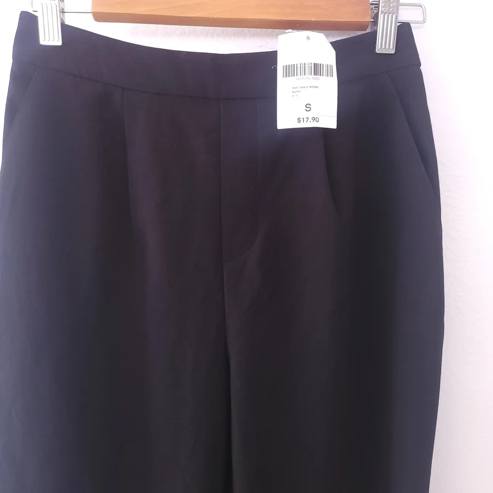 Forever 21 Black Elastic Waist Pants Ankle Woven Womens Size Small